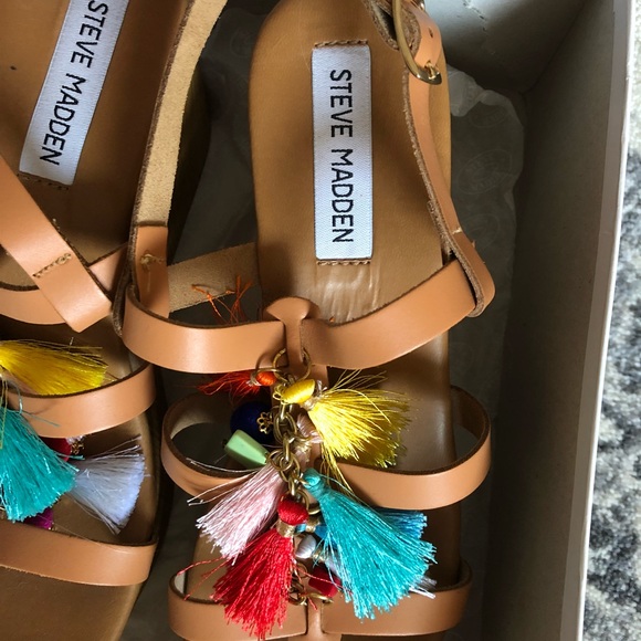 Steve Madden Platform Sandals - Picture 3 of 5